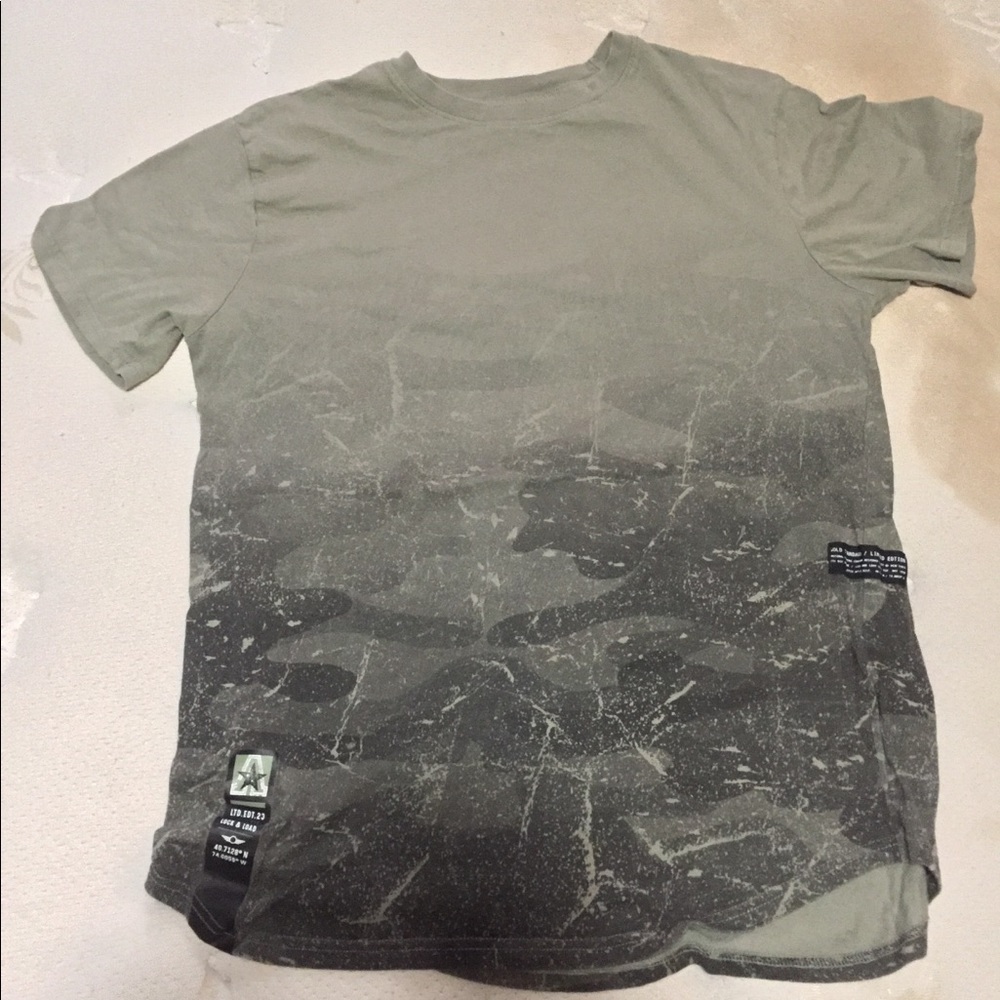 Rue 21 Tee